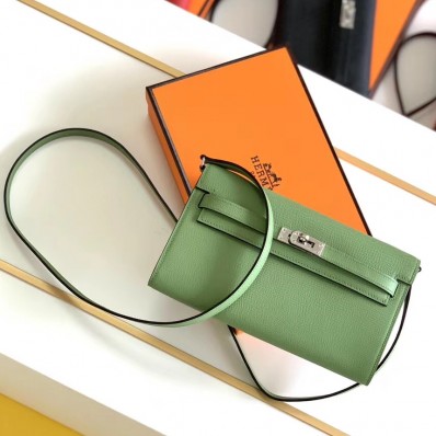 Hermes Kelly Classique To Go Wallet In Vert Criquet Epsom Calfskin HD1012bW68