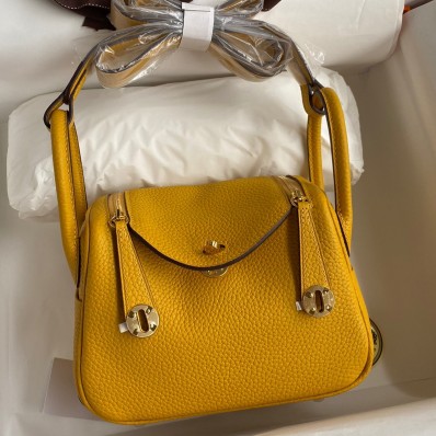 Hermes Mini Lindy Handmade Bag In Jaune Ambre Clemence Leather HD1580bR82