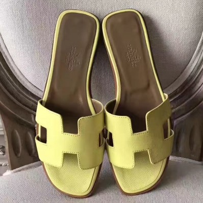 Hermes Oran Sandals In Soufre Epsom Leather HD1711Mv33