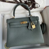 Hermes Kelly Retourne 25 Handmade Bag In Vert Amande Clemence Leather HD1239bR82