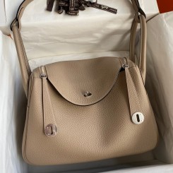 Hermes Lindy 30 Handmade Bag In Tourterelle Clemence Leather HD1439ff12