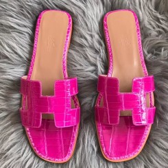 Hermes Oran Sandals In Rose Shiny Niloticus Crocodile HD1710Sy67