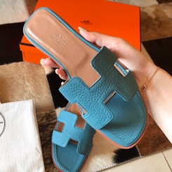 Hermes Oran Slide Sandals In Blue Jean Clemence Leather HD1731vX33
