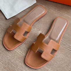 Hermes Oran Slide Sandals In Gold Epsom Calfskin HD1735gC81