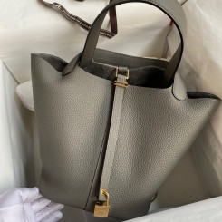 Hermes Picotin Lock 22 Handmade Bag in Etain Clemence Leather HD1876xh67