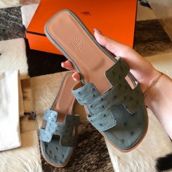 Quality Hermes Oran Slide Sandals In Vert Amande Ostrich Leather HD1748Vu63