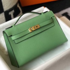 Replica Hermes Kelly Pochette Bag In Vert Criquet Epsom Leather HD1164Hd81